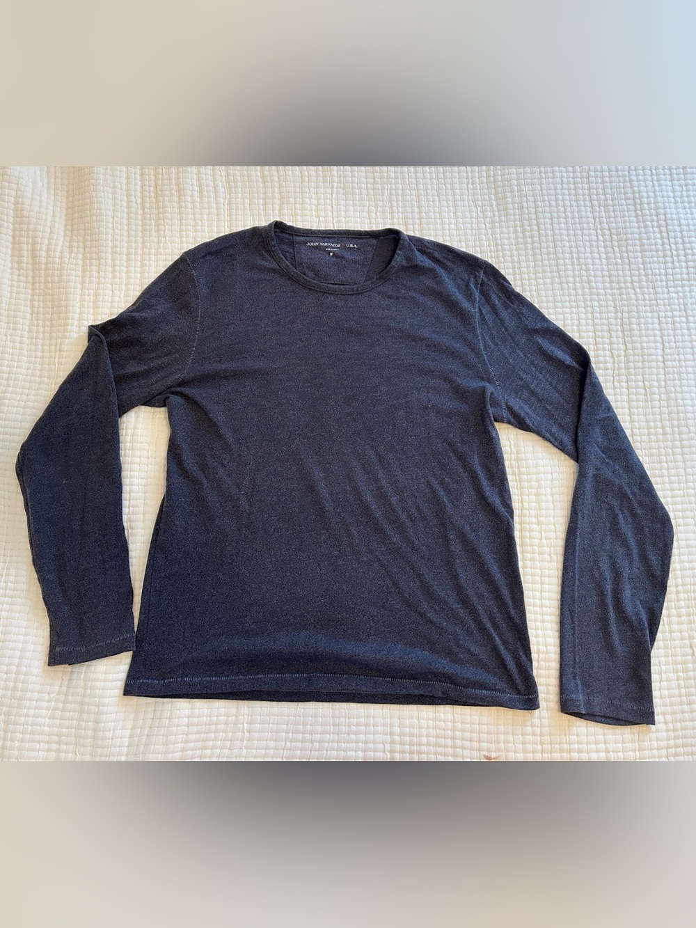 John Varvatos Men’s Grey Long-Sleeve Crewneck Tee